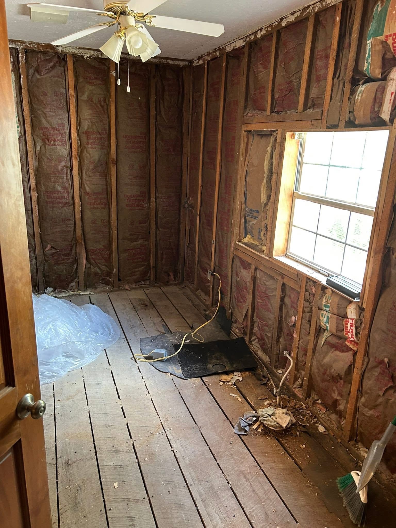 Before: Shiplap Bath with Crystal Chandeliers
