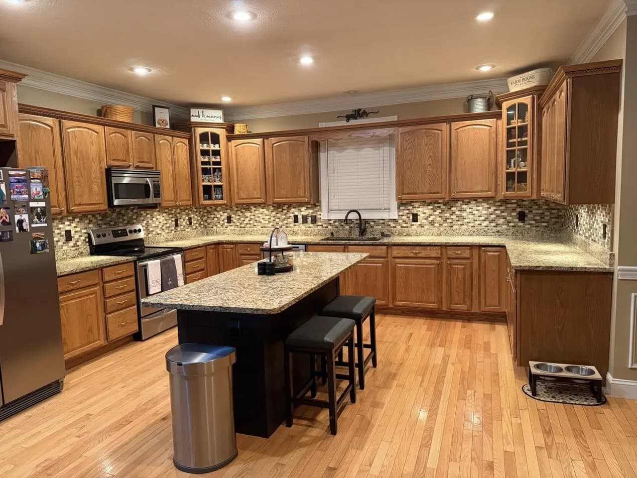 Oak Kitchen with Granite Island