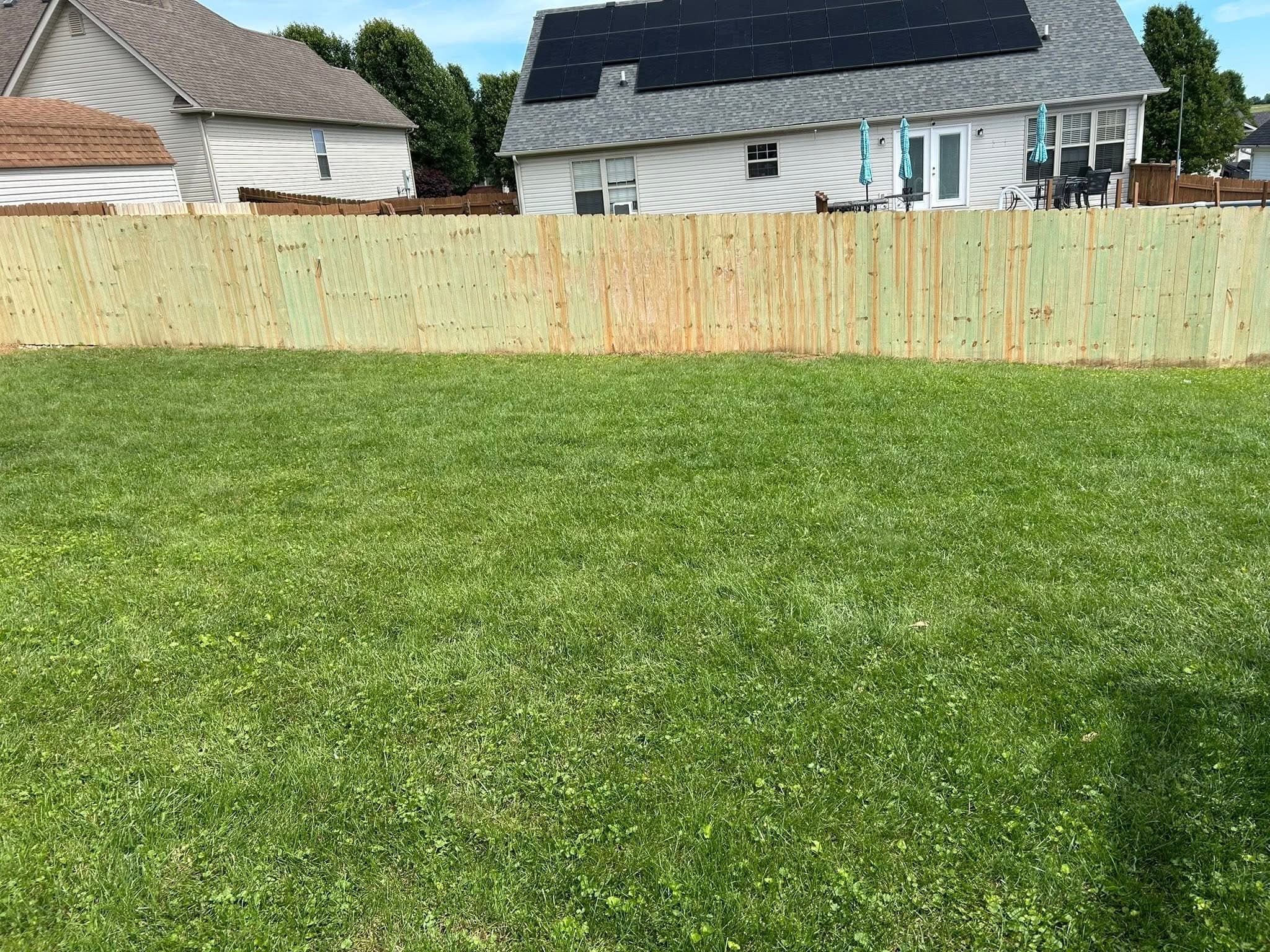 Wood Privacy Fence